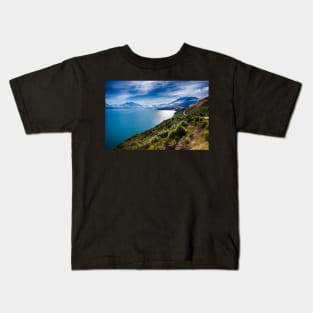 The Majestic Dart River Lookout Kids T-Shirt